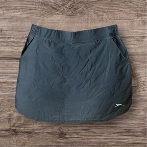 Slazenger Tech Golf/Tennis Pull On Skort